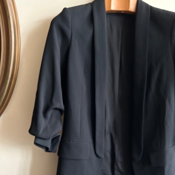 Babaton Blazer – XS - Picture 7 of 7